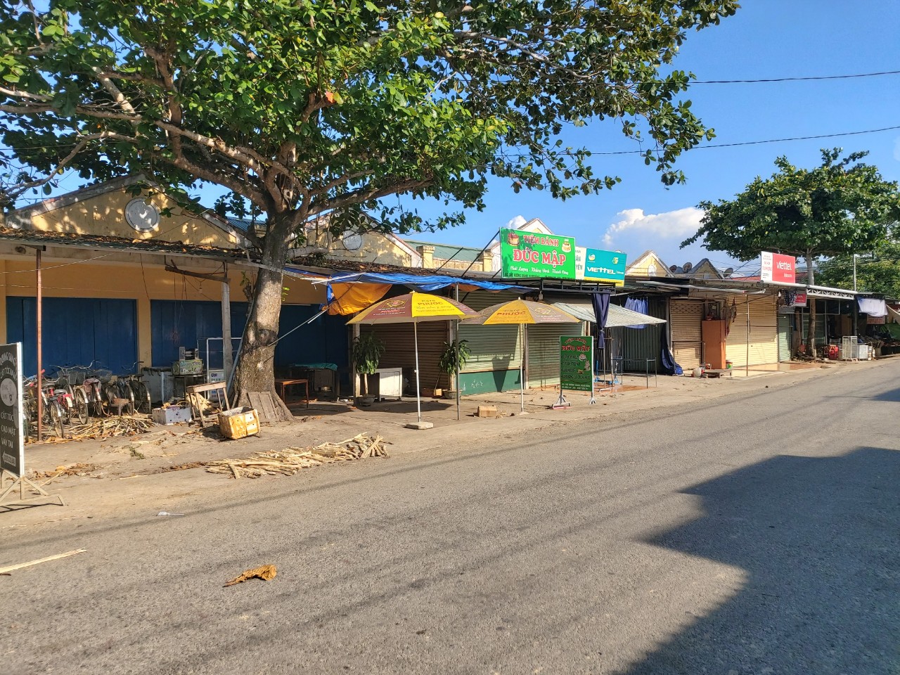 Nam Đông Giãn cách xã hội 2 thôn của xã Hương Xuân theo Chỉ thị 15