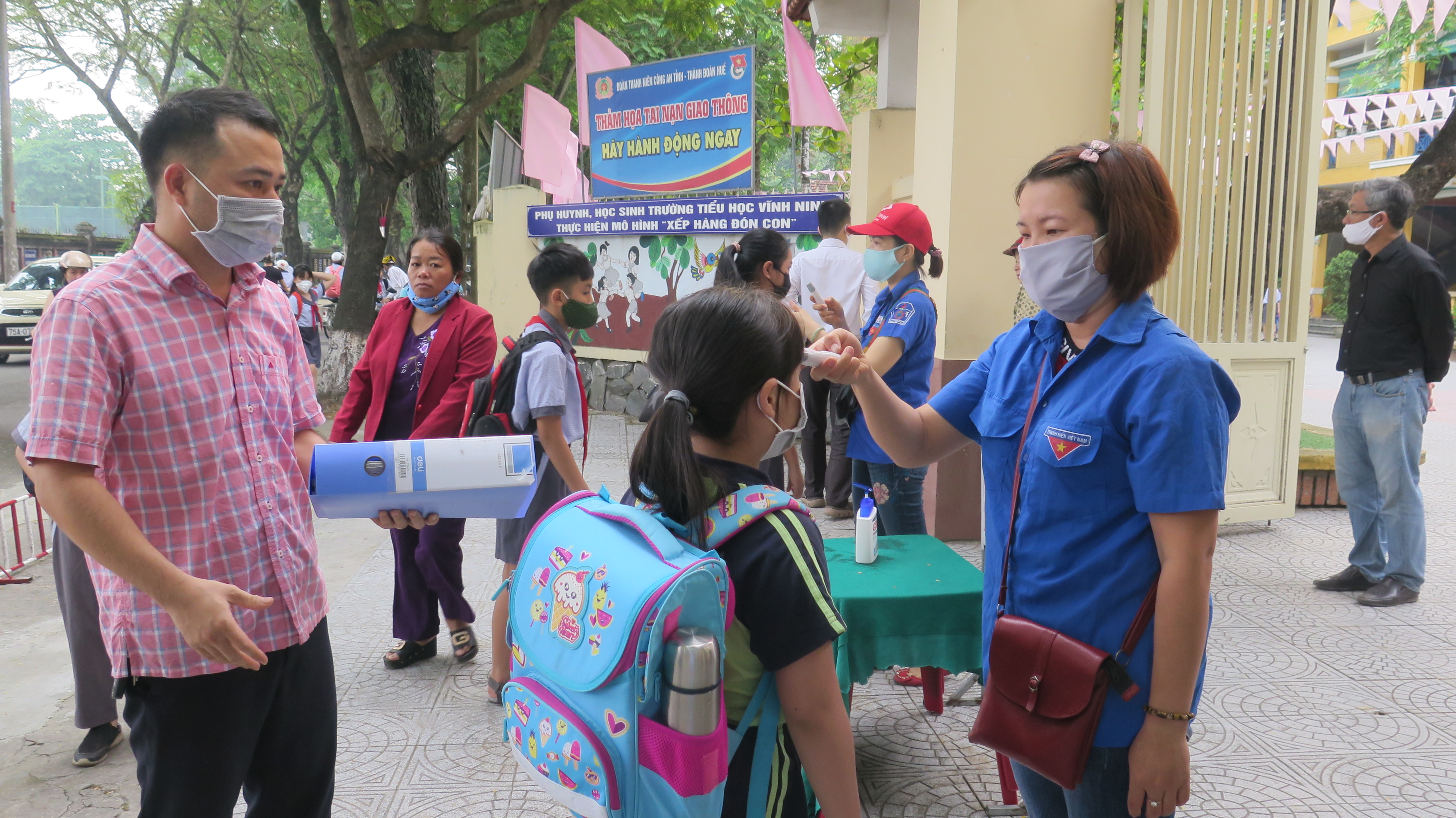 Trên 1 000 học sinh về quê tránh dịch sẽ được tiếp nhận học tại địa phương