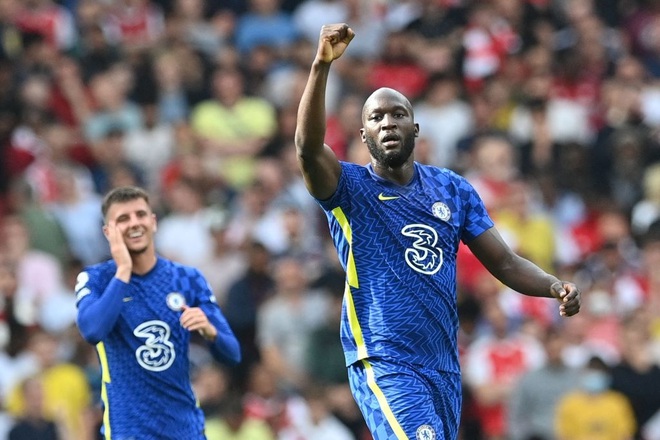 Lukaku ra mắt suôn sẻ, The Blues thị uy sức mạnh