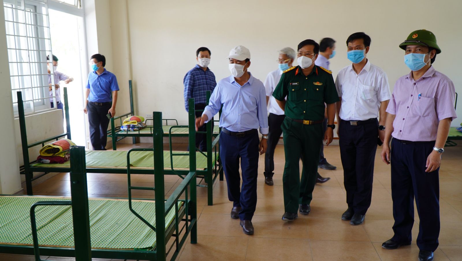 Bảo đảm an toàn tuyệt đối tại cơ sở cách ly tập trung người nhiễm SARS-CoV-2 không triệu chứng