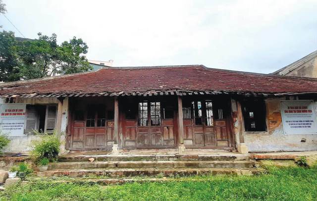 Adaptive conservation of Chau Huong Vien