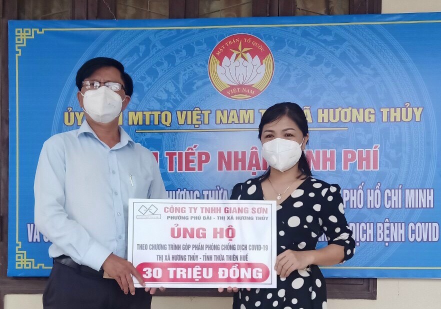 Hương Thủy Tiếp tục ủng hộ bà con Thừa Thiên Huế gặp khó khăn do COVID-19