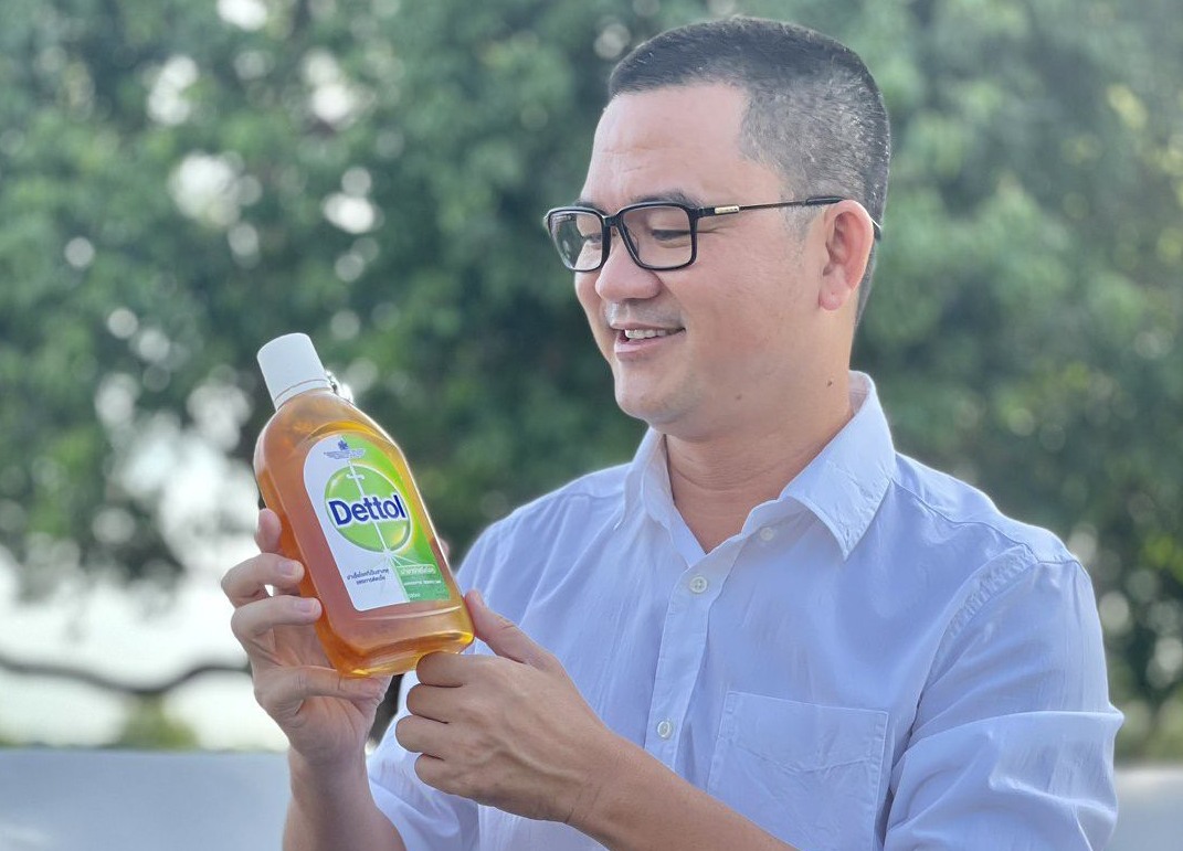 Dung dịch diệt khuẩn Dettol đến với Bệnh viện TW Huế tại TP HCM
