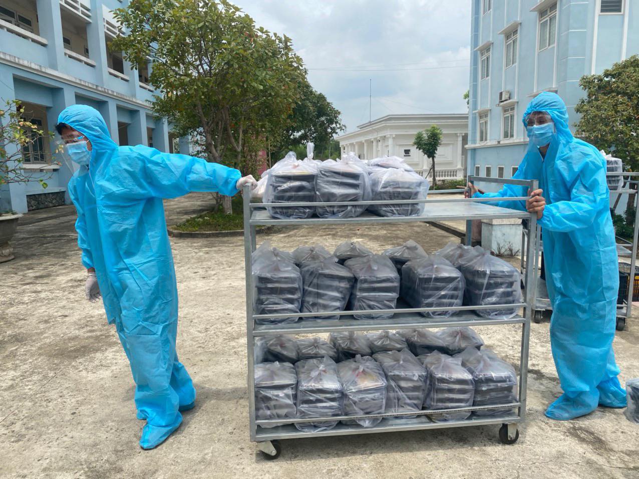Những ngày lễ ở khung cách ly