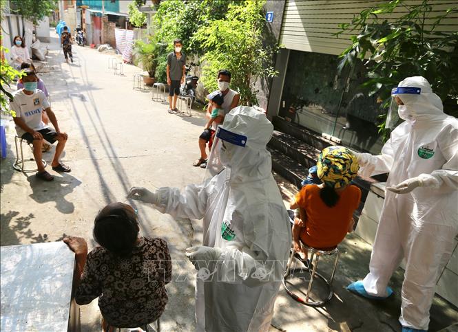 Từ nay đến 15 9, nơi có nguy cơ cao sẽ xét nghiệm Covid-19 tại nhà ít nhất 3 lần