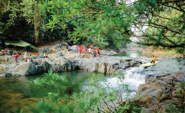 Lên vùng cao chèo sup