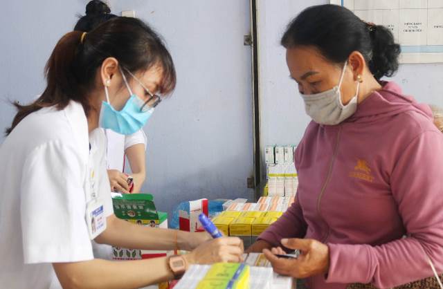 Khám chữa bệnh trong điều kiện an toàn phòng, chống dịch