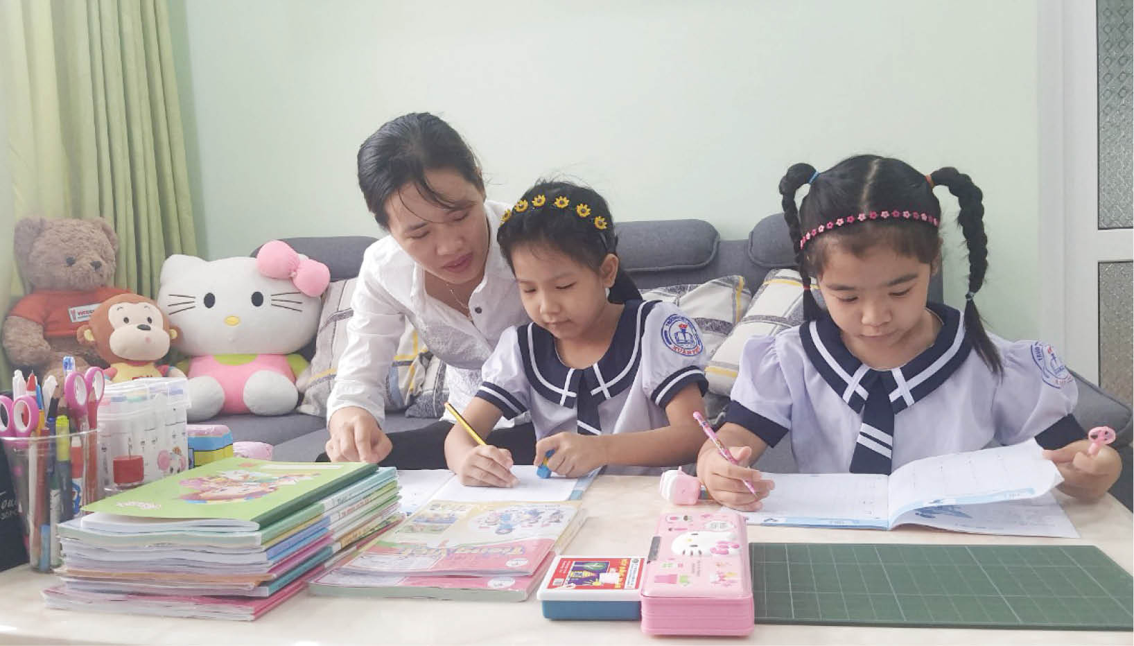 Khi “cả làng” cùng học online