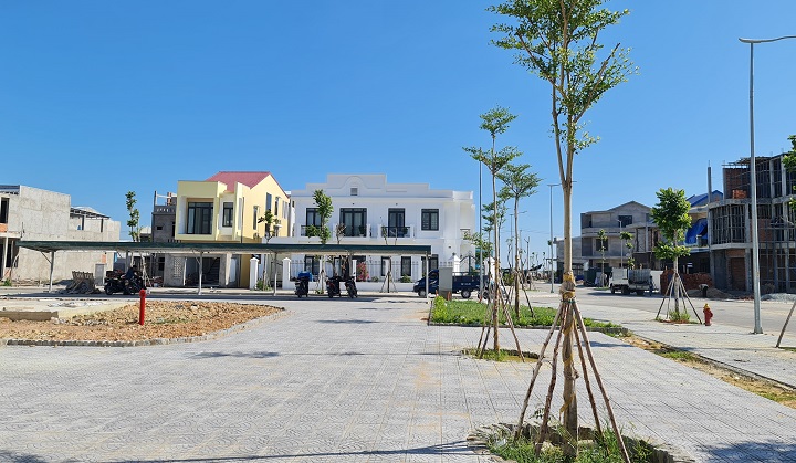 Tập trung giải ngân vốn, tháo gỡ khó khăn và đẩy nhanh tiến độ di dời