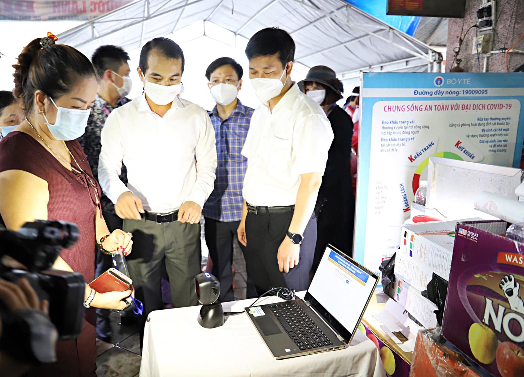 Phát huy hiệu quả ứng dụng công nghệ trong phòng chống dịch COVID-19