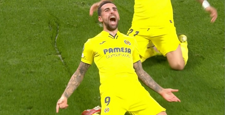 Ronaldo giữ lại 3 điểm cho Quỷ đỏ