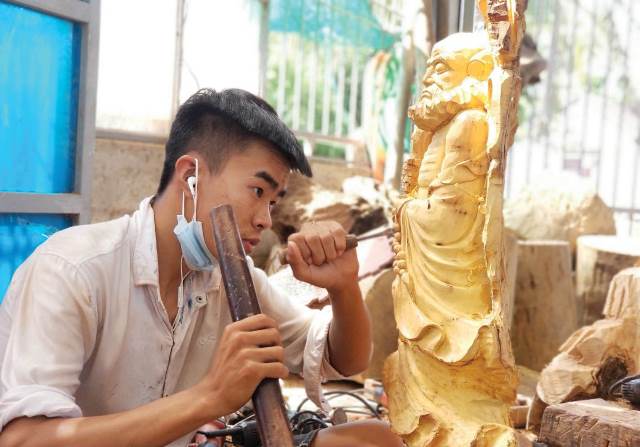 Tạo đà cho công nghiệp nông thôn
