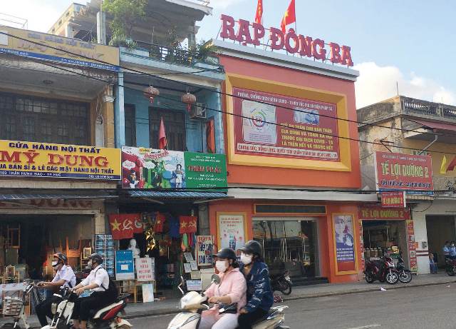 Nghe sửa rạp Đông Ba, chợt rưng rưng hoài niệm…