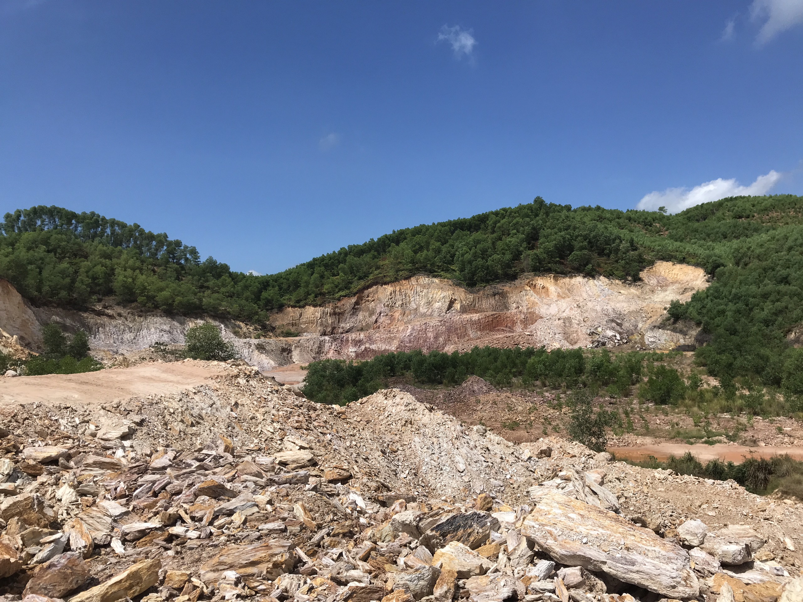 Doanh nghiệp vi phạm bảo vệ môi trường bị phạt 240 triệu đồng