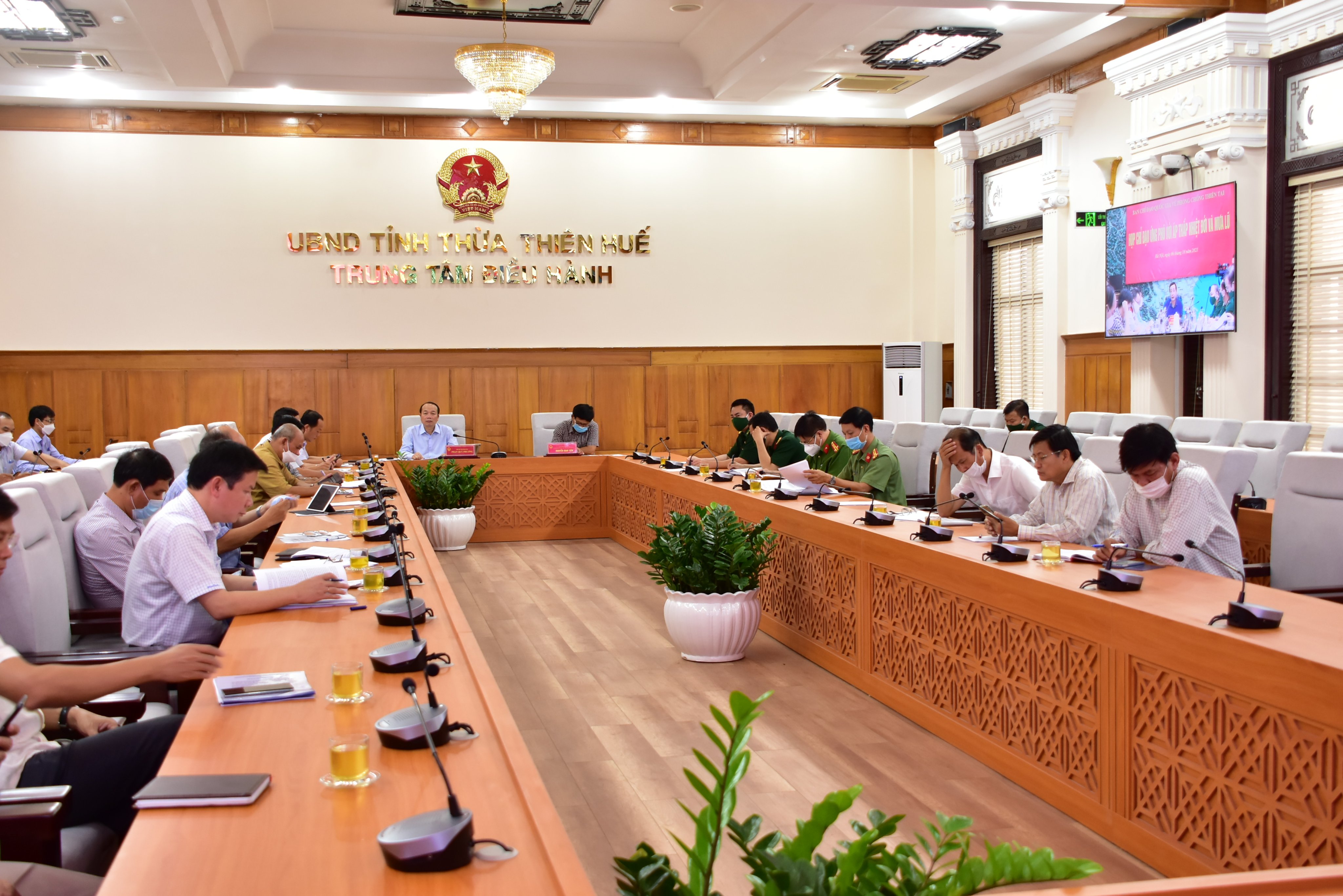 Ứng phó áp thấp nhiệt đới mạnh lên thành bão