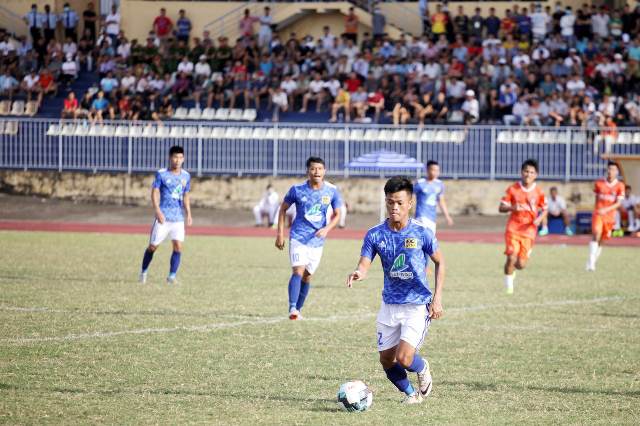 Bóng đá Huế - nhìn về phía trước