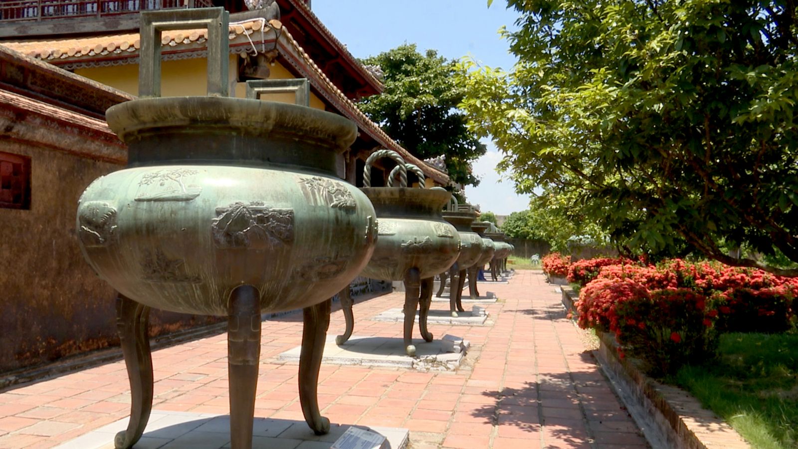 World documentary heritage dossier for the Nine Dynastic Urns reviewed