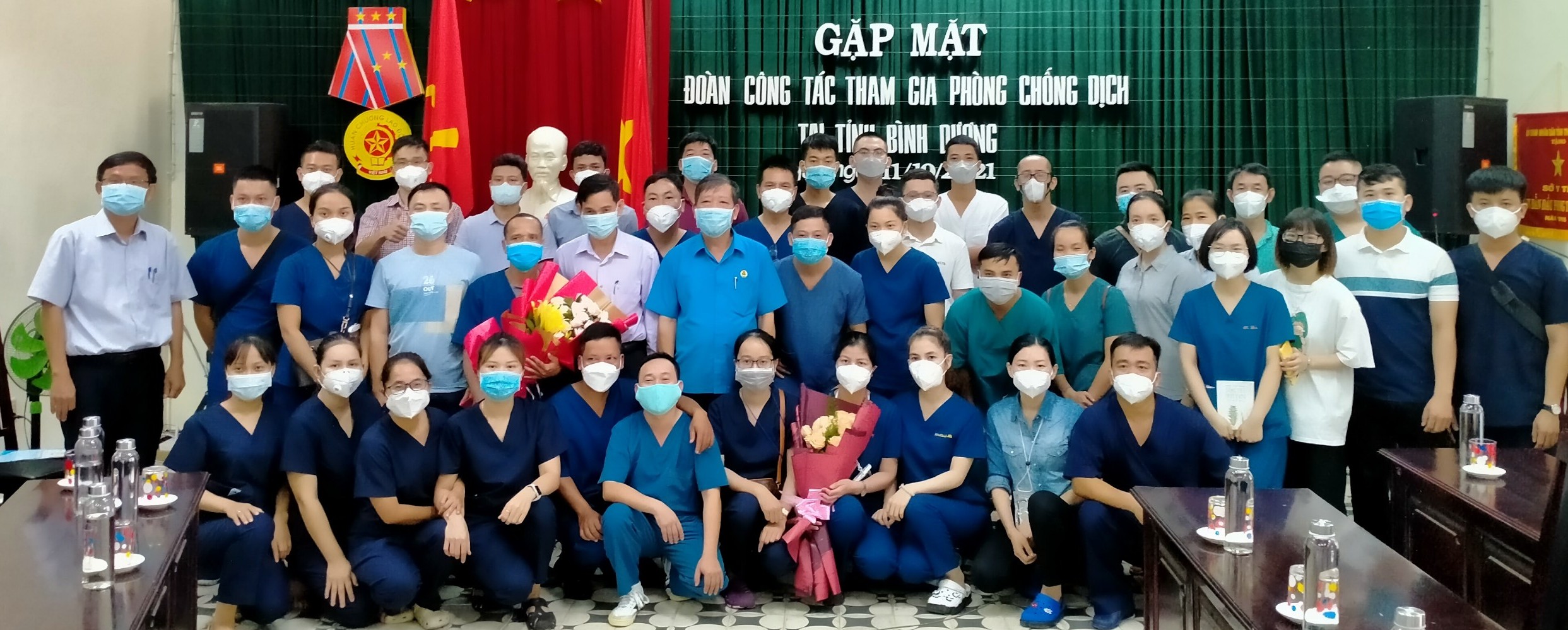 Thêm 40 nhân viên y tế vào Bình Dương hỗ trợ chống dịch