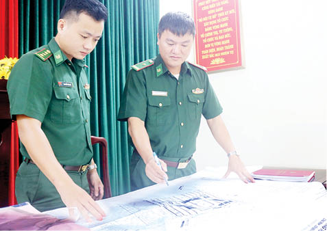 Người cán bộ hậu cần gương mẫu, trách nhiệm