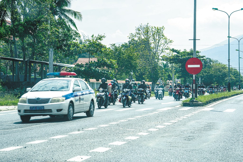 Ấm áp tình người