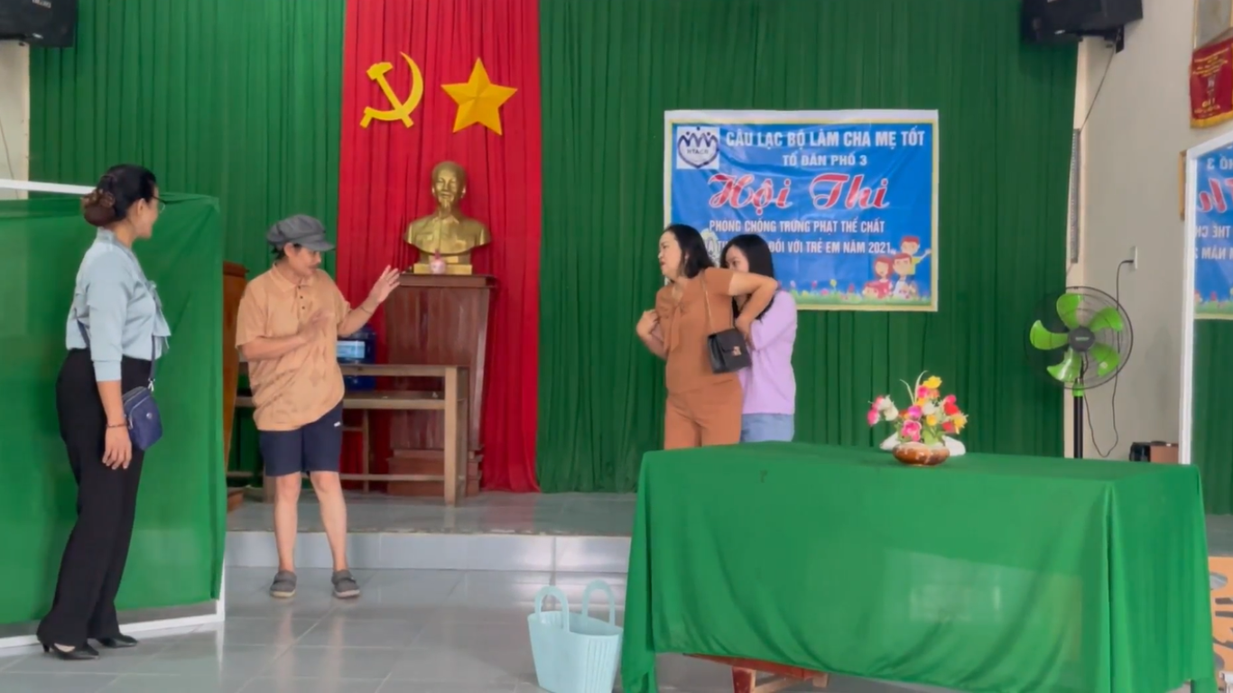 Trao giải cuộc thi Phòng, chống trừng phạt thể chất và tinh thần đối với trẻ em
