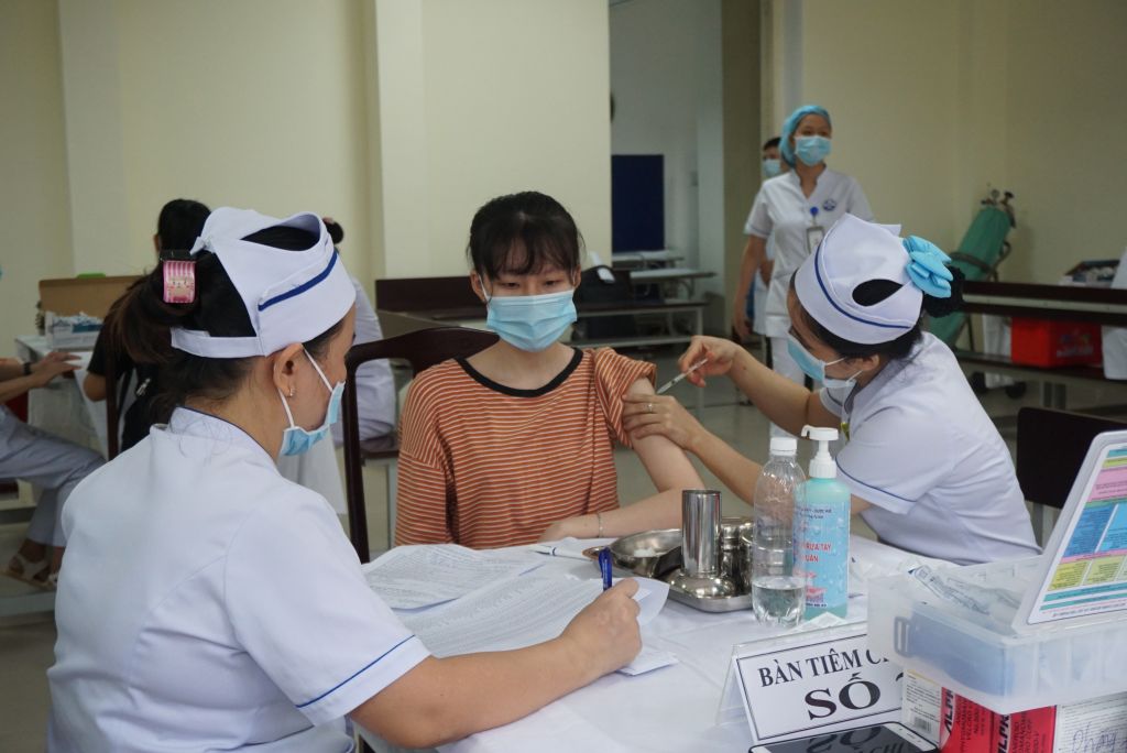 Thay đổi để thích ứng, phù hợp với tình hình thực tế