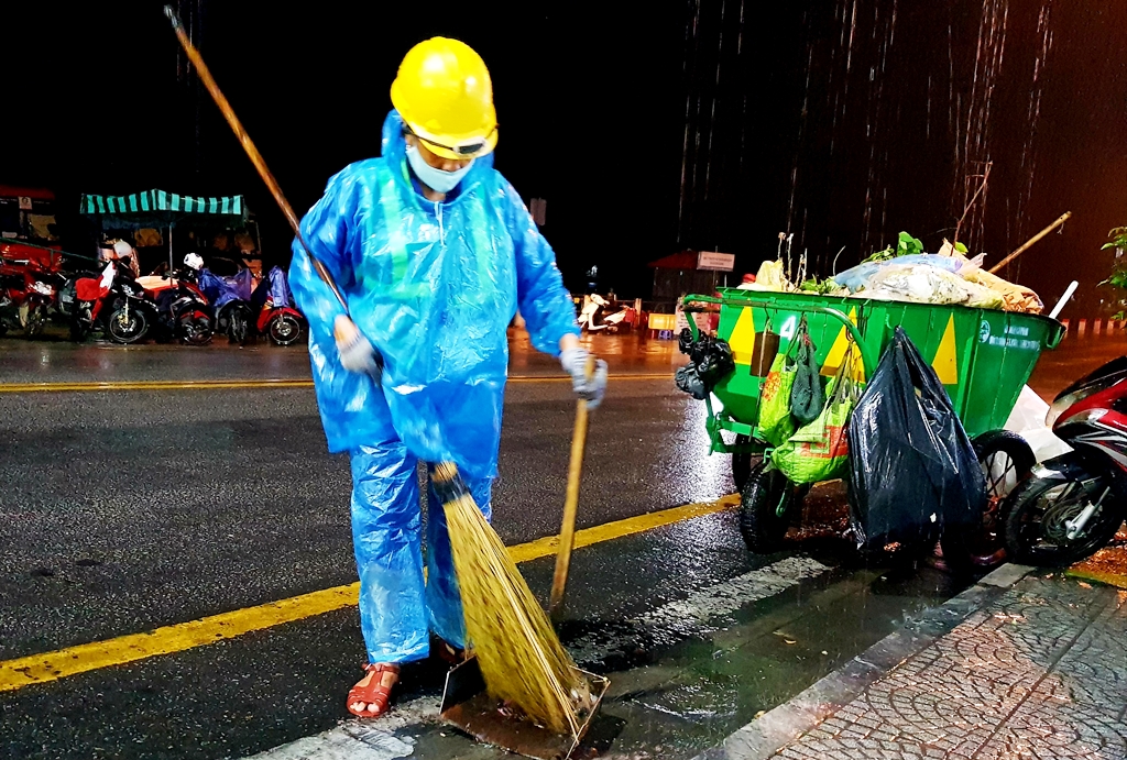 Những bóng hồng giữa cuộc sống thường nhật
