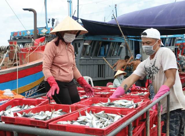 Tạo sự ràng buộc trong khâu tiêu thụ