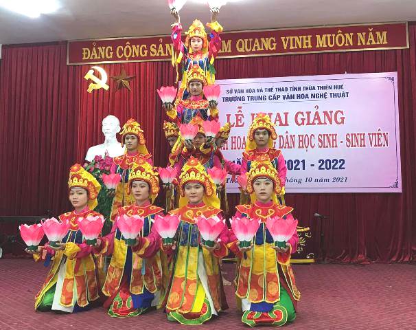 Trường trung cấp Văn hóa nghệ thuật đón 60 học sinh vào năm học mới