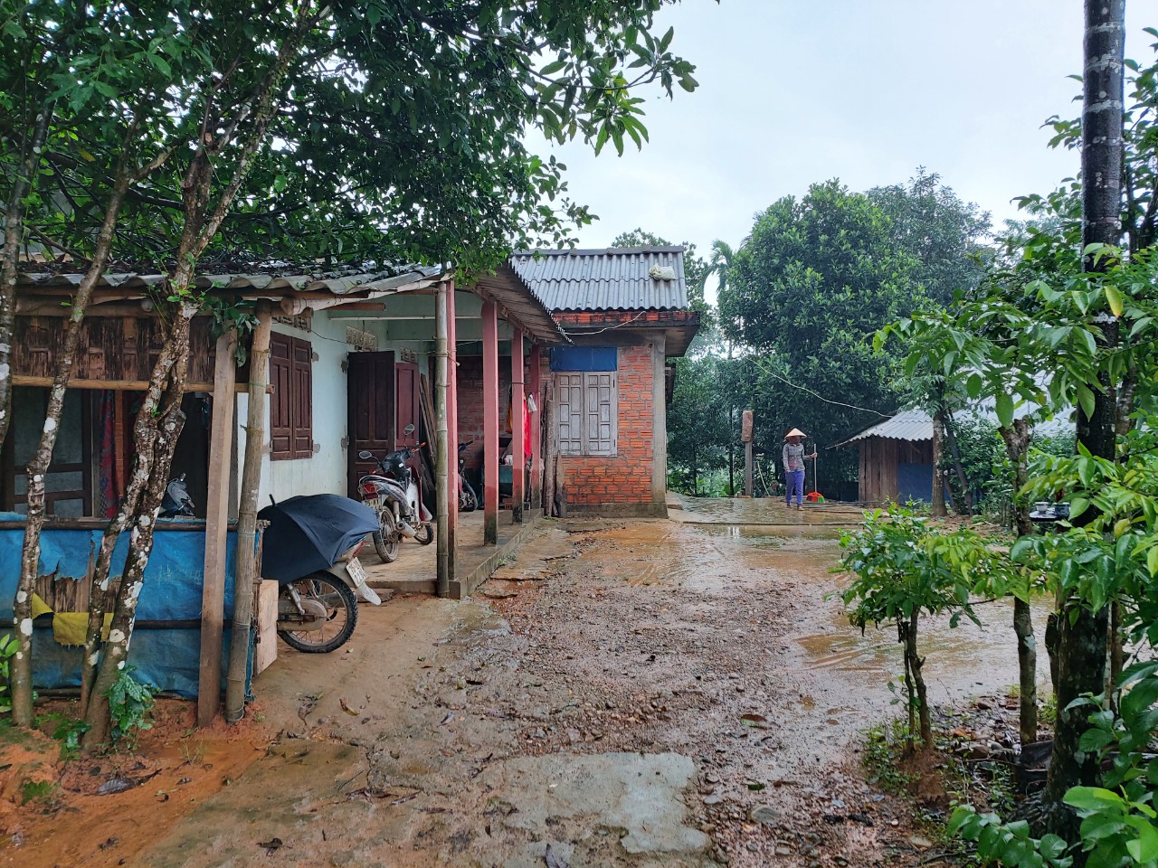 Ba trường hợp mắc COVID - 19 tại Nam Đông tuân thủ tốt giám sát y tế tại nhà