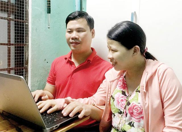 Tổ ấm hiện đại của hai vợ chồng khiếm thị mê công nghệ