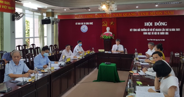 Xét chọn 9 đề tài, công trình để tặng Giải thưởng Cố đô về khoa học công nghệ