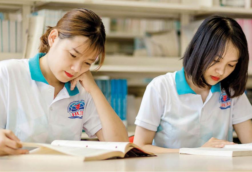 Tân sinh viên có thể học hỏi những gì từ anh chị khóa trên
