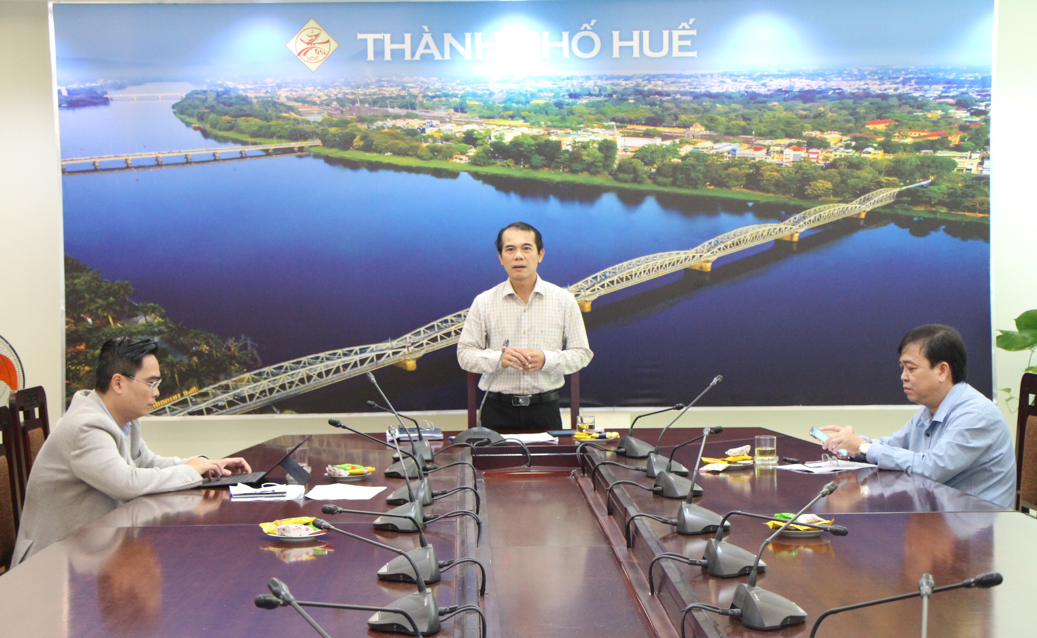 Tầm soát nhanh các ngành nghề liên quan đến lò mổ Phú Hậu và lái xe đường dài