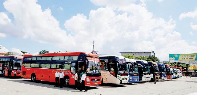 Gỡ khó vận tải hành khách liên tỉnh