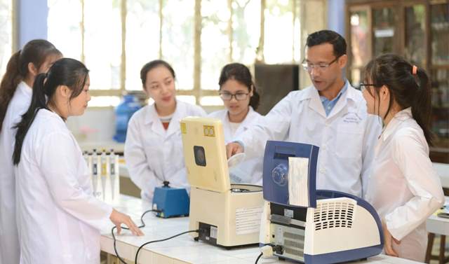 Bắt đầu từ người thầy
