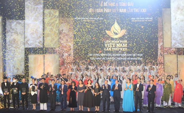 Vinh danh tác phẩm, người làm điện ảnh xuất sắc