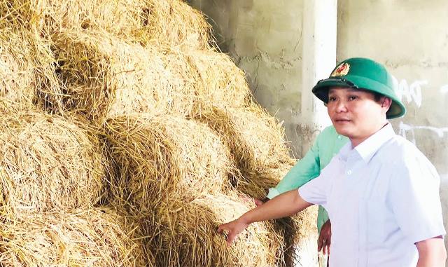 Dự trữ thức ăn, đưa gia súc về chuồng trại mùa rét