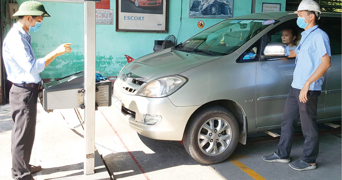 Nâng mức tiêu chuẩn khí thải ô tô để giảm ô nhiễm không khí