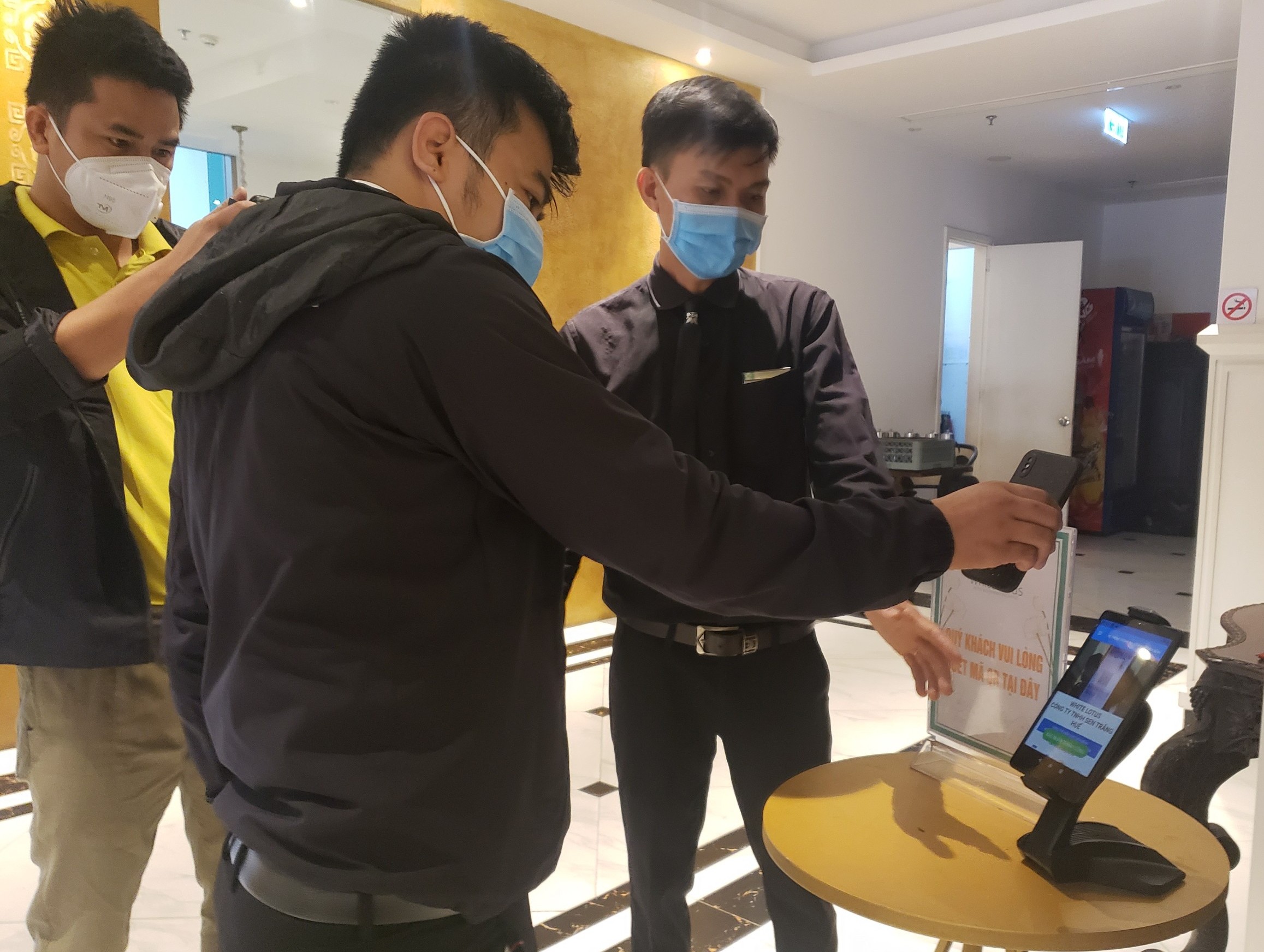 Tổ chức Tuần cao điểm kiểm tra việc thực hiện quét mã QR