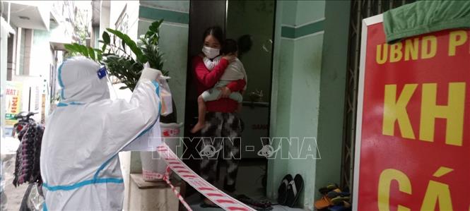 F0 điều trị tại nhà cần theo dõi diễn biến sức khỏe như thế nào