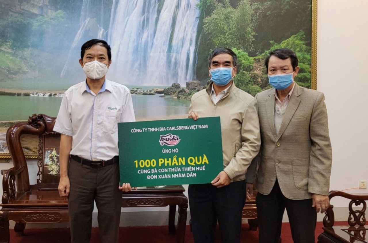 Huda trao 1 000 phần quà tết cho bà con đón Tết Nhâm Dần