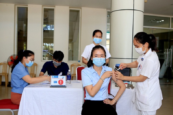 Công bố thêm 359 ca bệnh dương tính với SARS-CoV-2