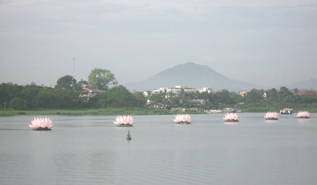 Nghiên cứu văn hóa Phật giáo trên đất Huế