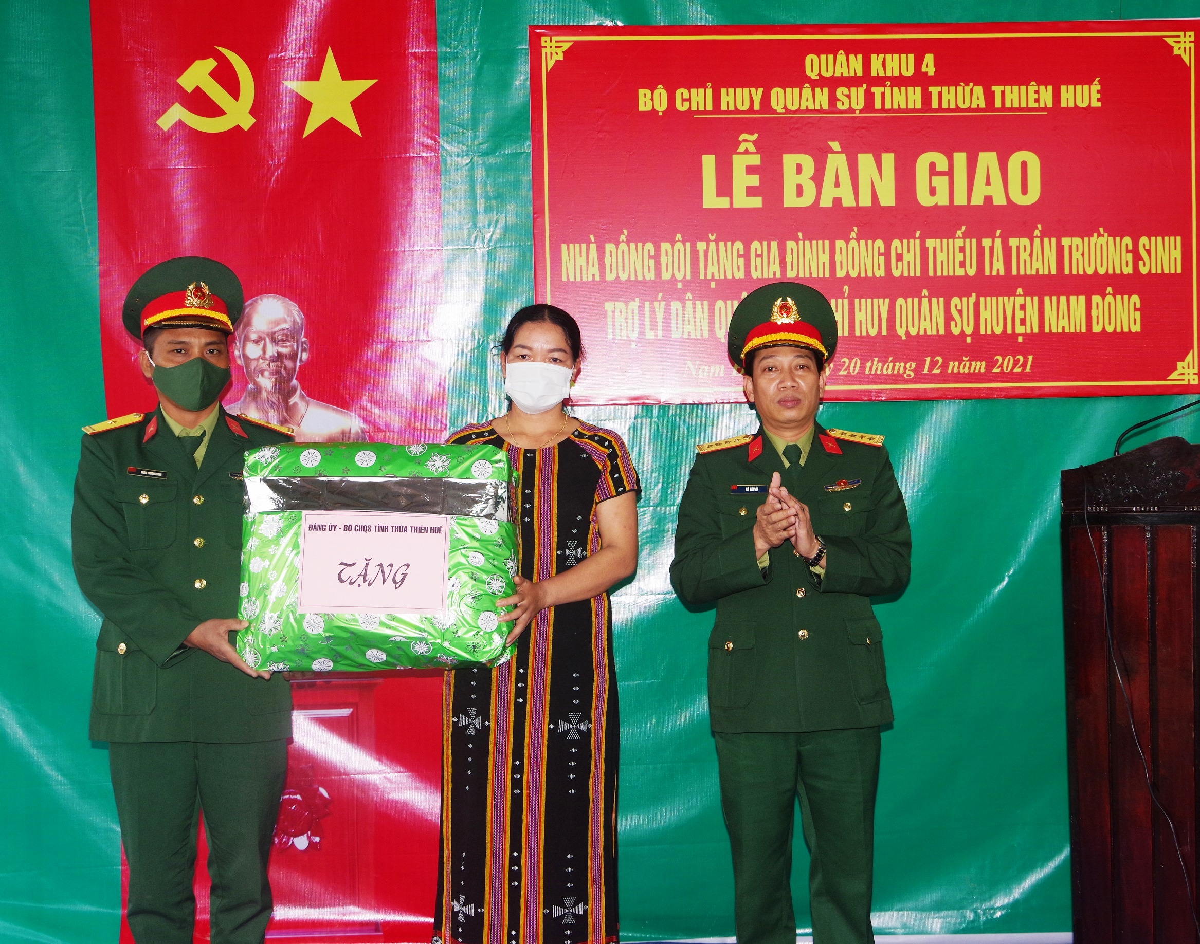 Tặng Nhà đồng đội cho thiếu tá Trần Trường Sinh