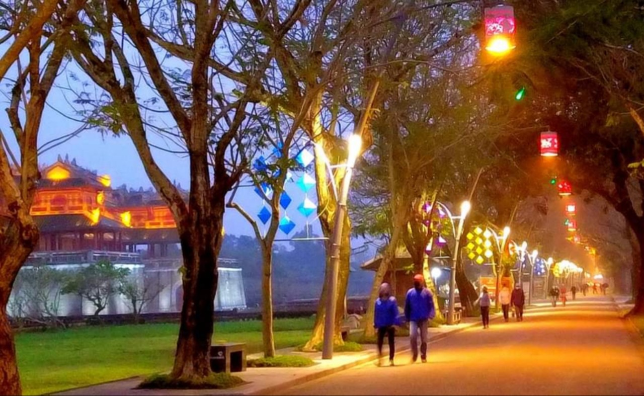 Tạm dừng tổ chức lễ khai trương Phố đêm Hoàng Thành