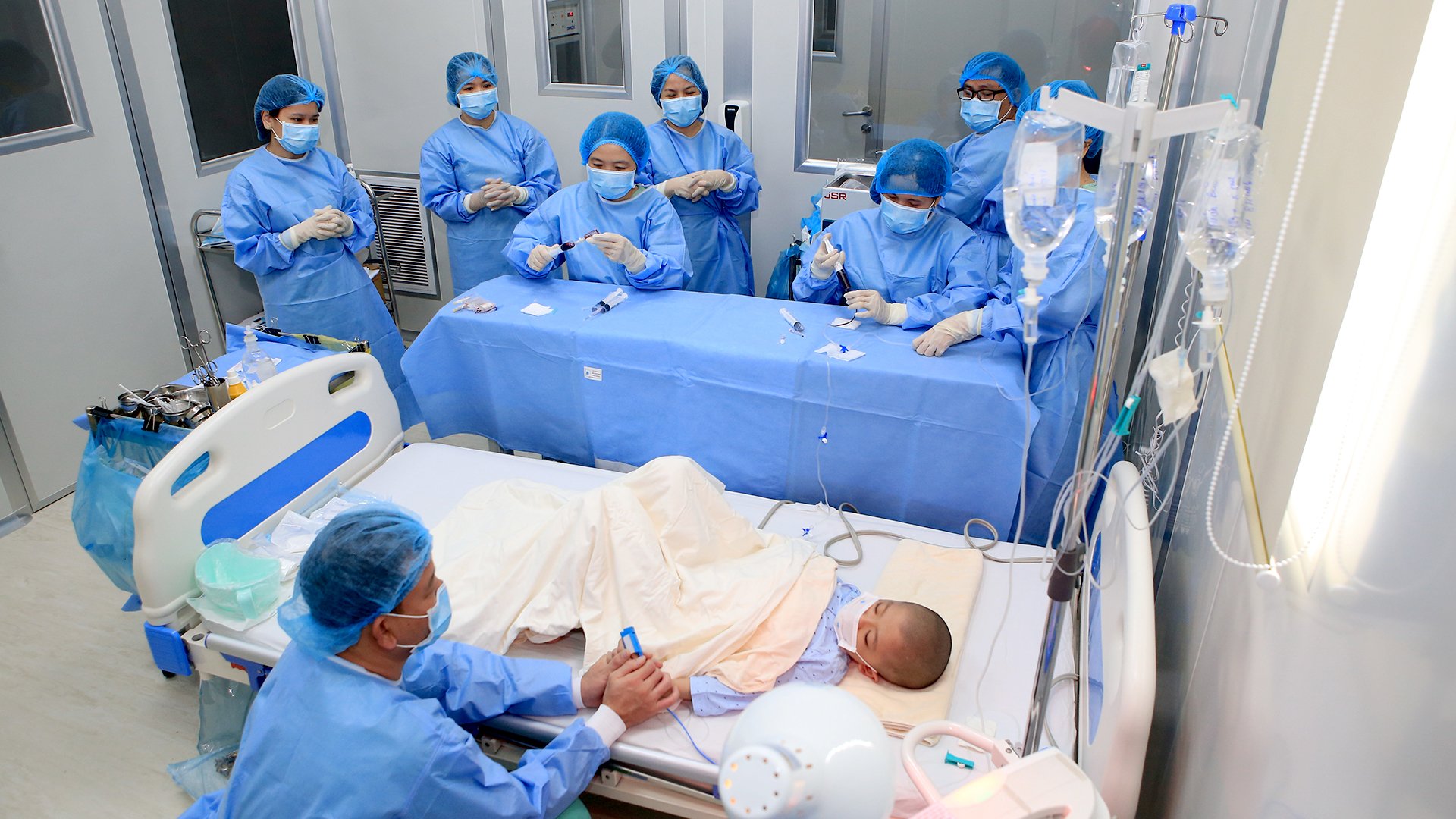 Mỗi năm, bệnh nhân ung thư tăng 30-45