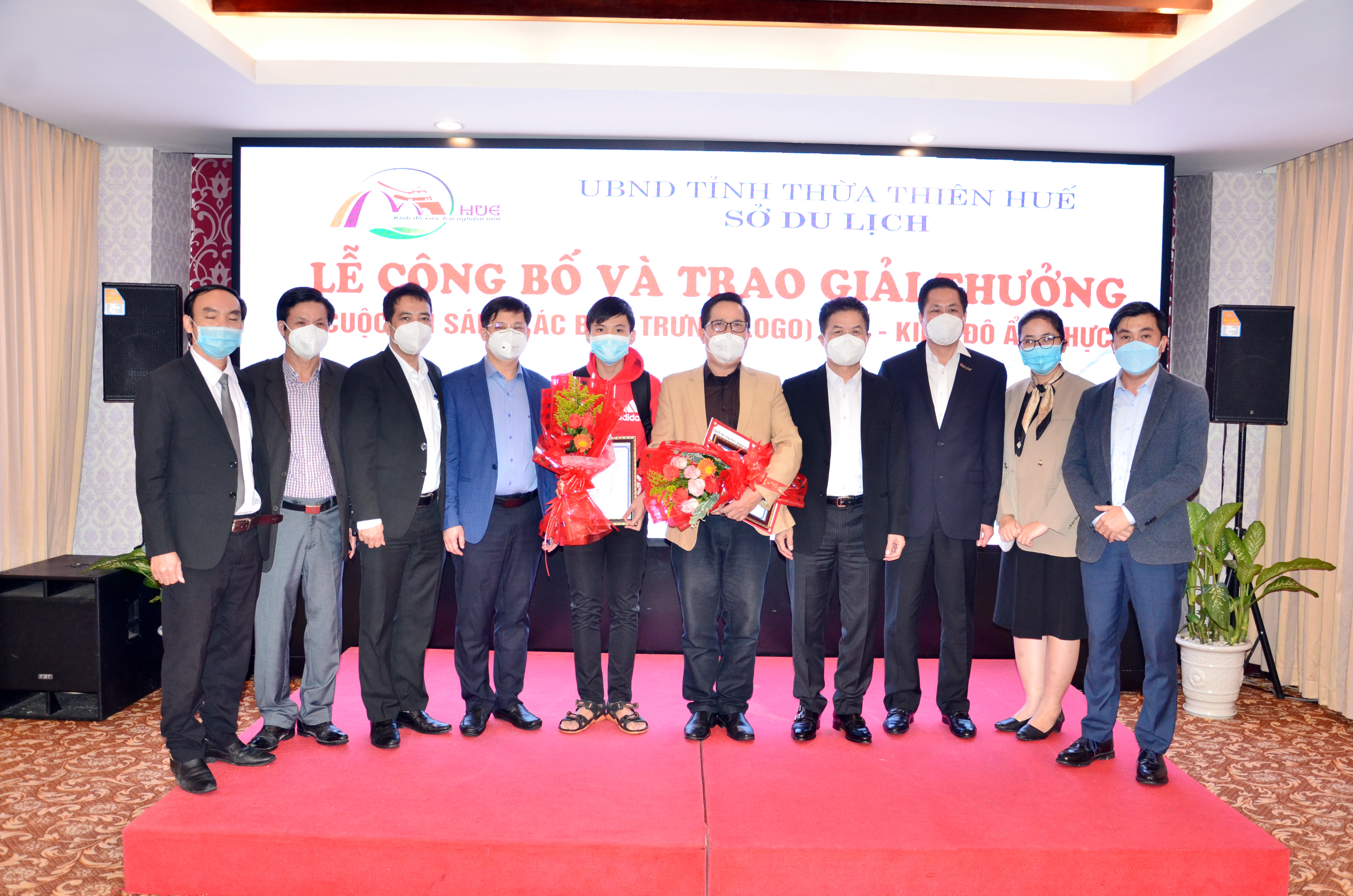 Trao giải cuộc thi sáng tác logo ẩm thực Huế