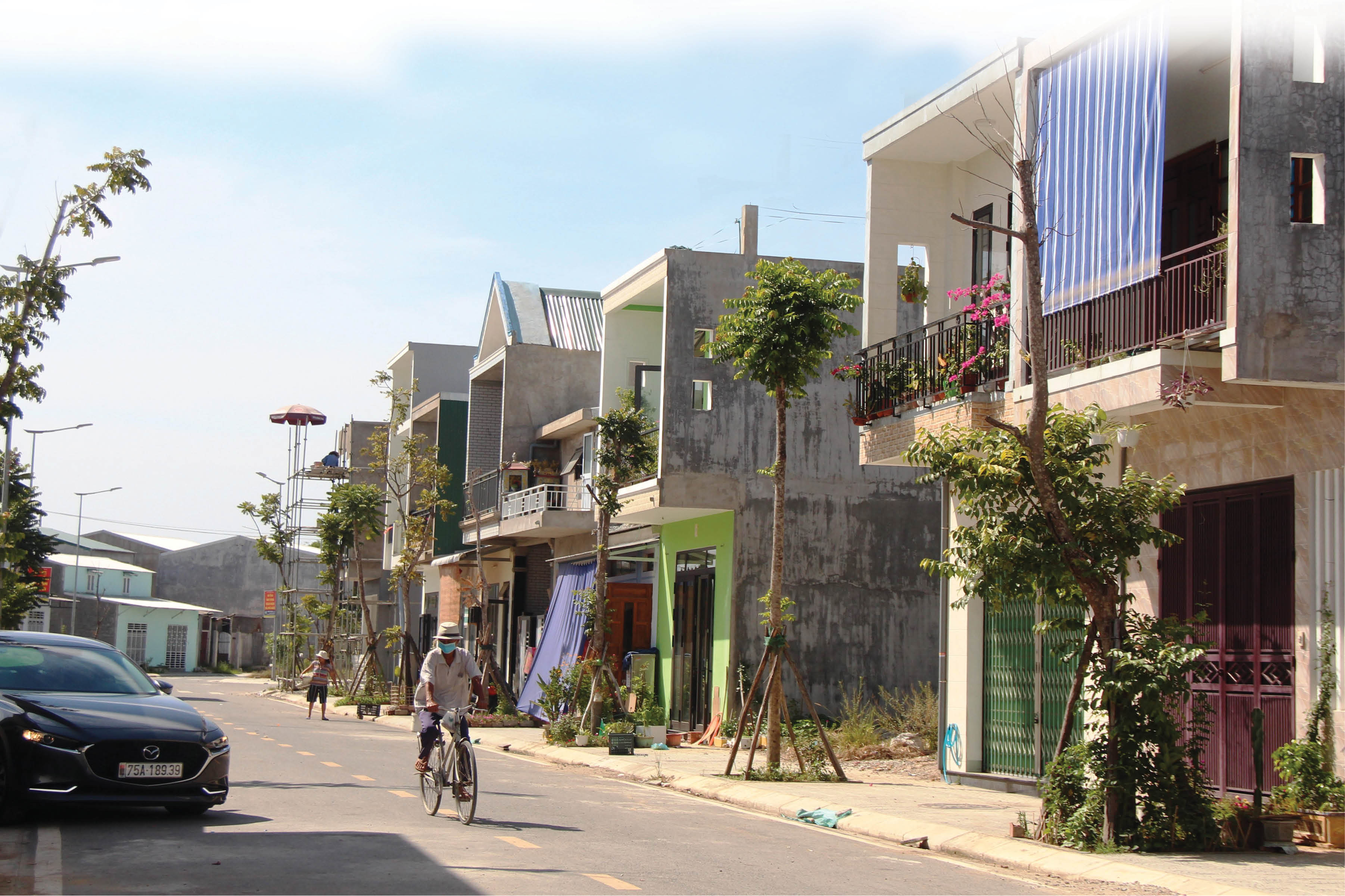 Hai năm, một cuộc đổi dời