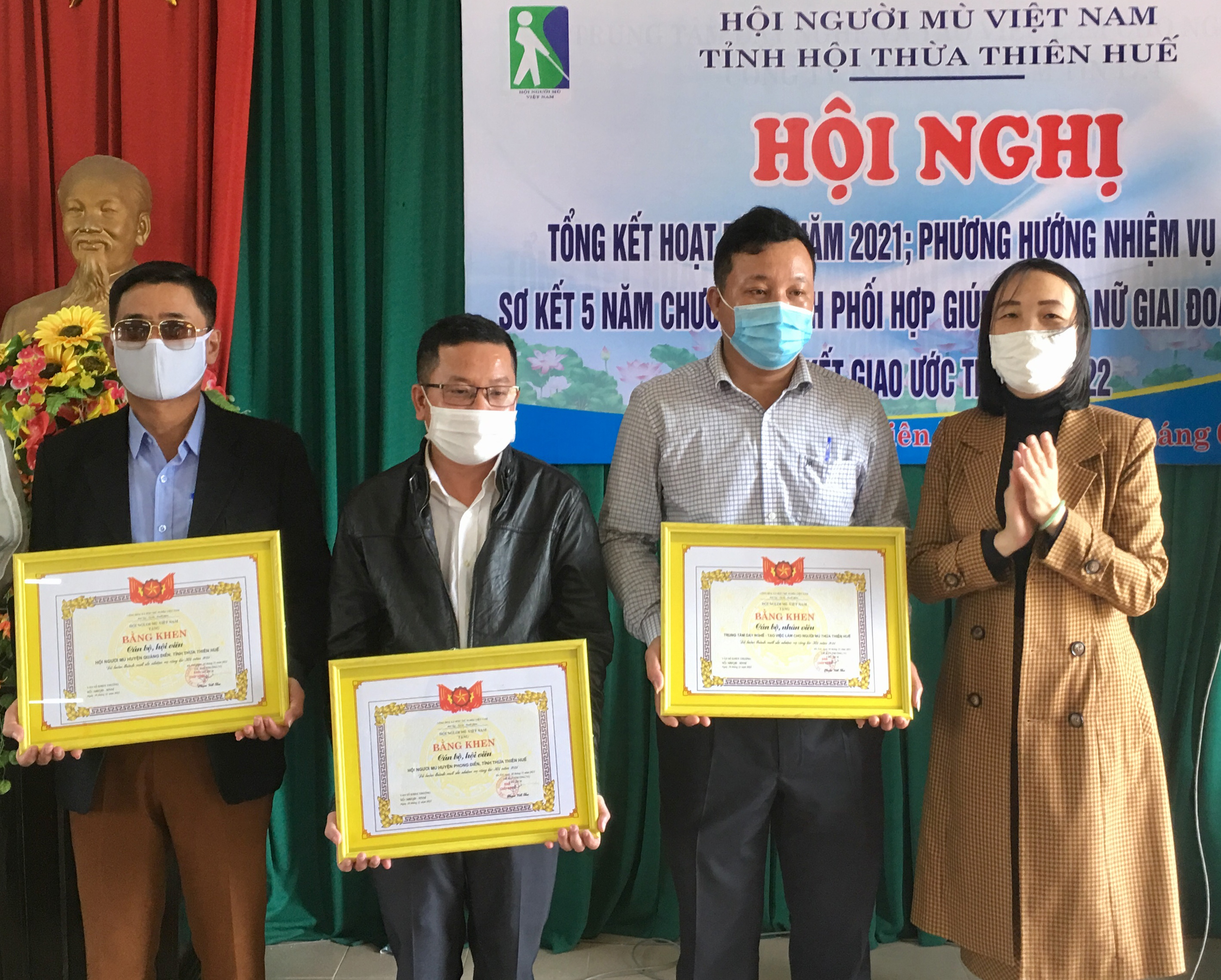 Nhiều dự án hỗ trợ người mù được triển khai